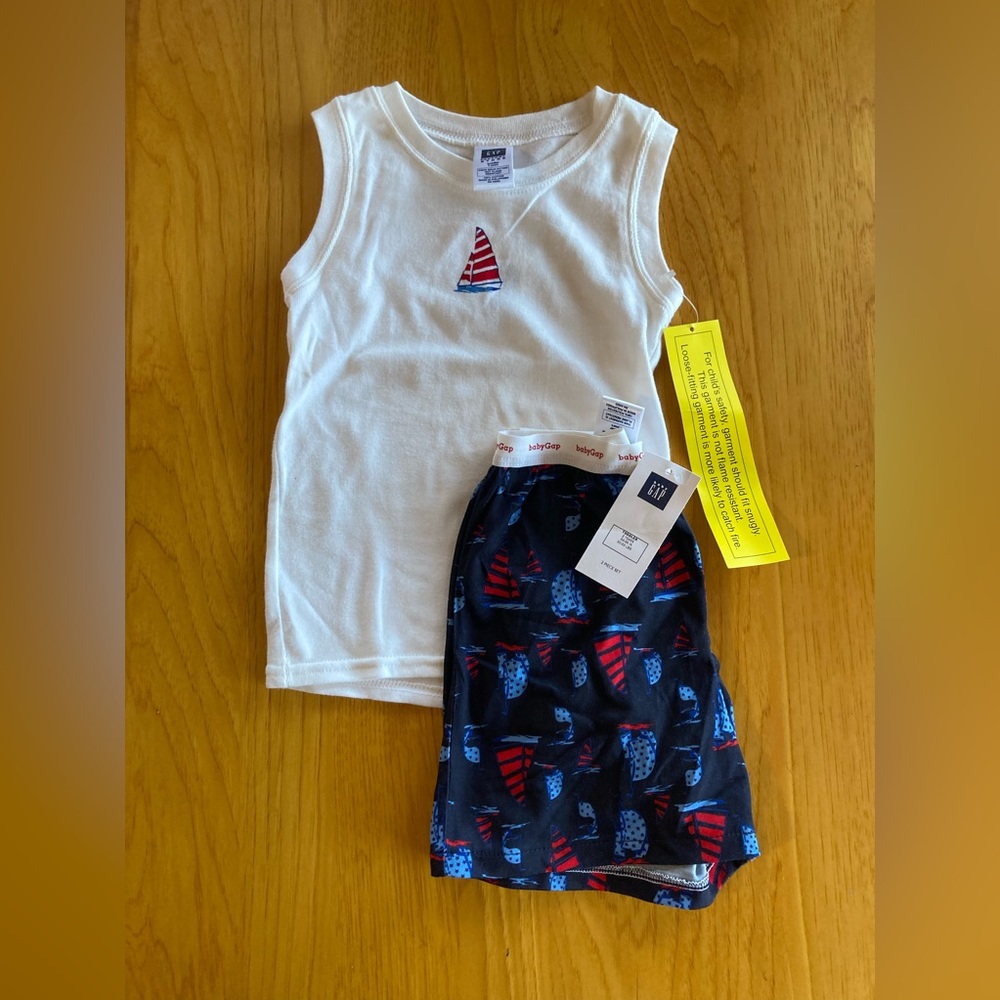 Baby Gap NWT Outfit Set VINTAGE 2T Whimsy Sailboat 2 Years Tank Shorts Kids READ